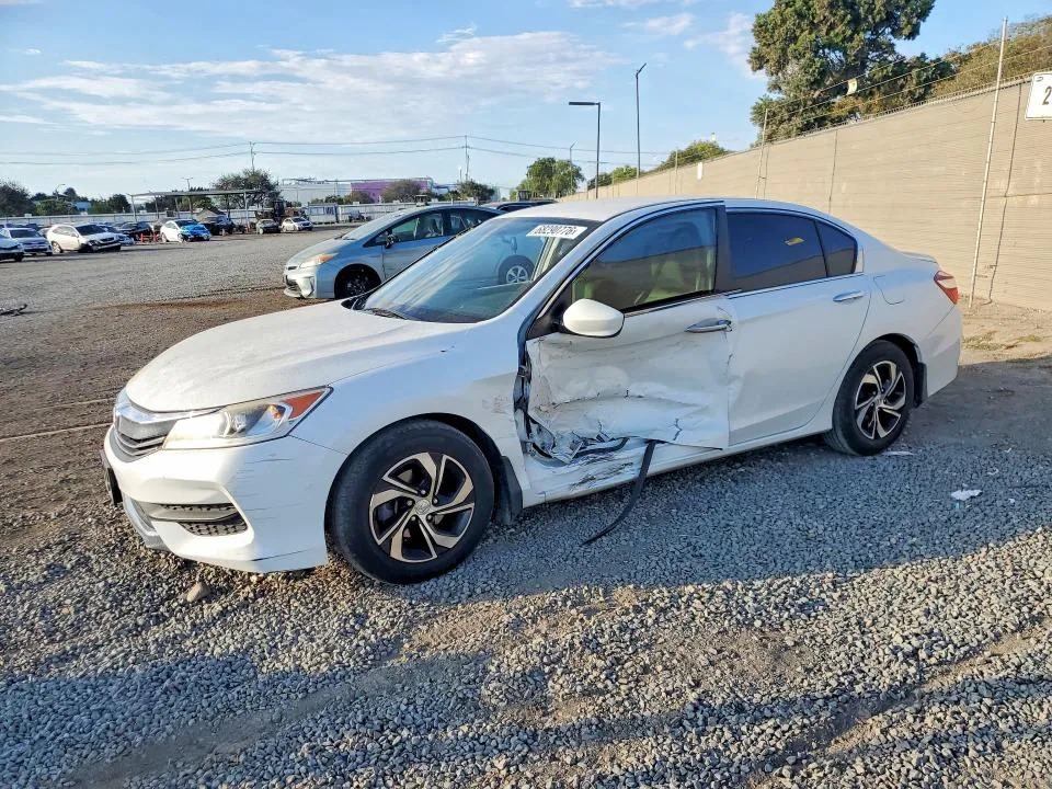 2017 Honda Accord VIN 1HGCR2F30HA123742 фото 1
