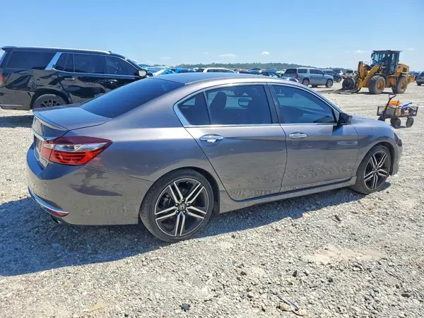 1HGCR2F5XHA077466 — 2017 Honda Accord, фото 3 с аукциона Copart, Боковая часть