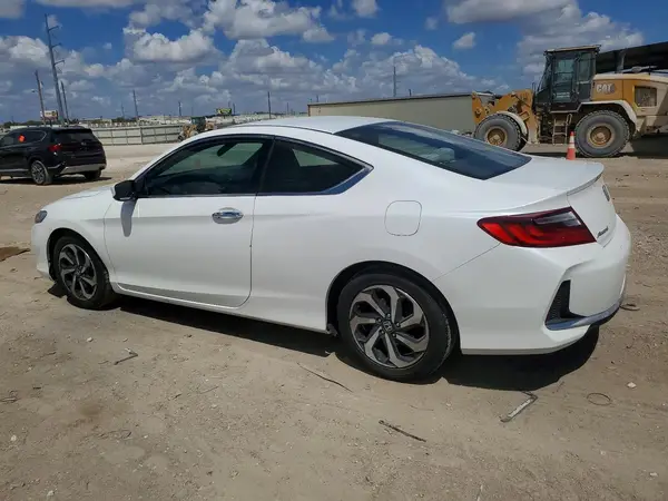 1HGCT1B37HA006886 — 2017 Honda Accord, фото 2 с аукциона Copart, Передняя часть