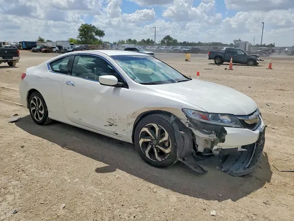 1HGCT1B37HA006886 — 2017 Honda Accord, фото 4 с аукциона Copart, Передняя часть