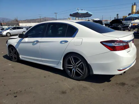 2017 Honda Accord VIN 1HGCR2F11HA030338 фото 2