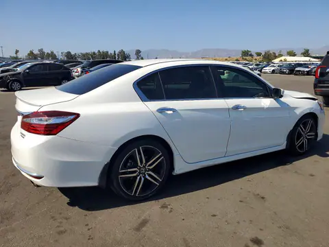 2017 Honda Accord VIN 1HGCR2F11HA030338 фото 3