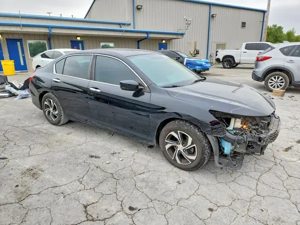 2017 HONDA ACCORD VIN 1HGCR2F38HA221126 фото 4