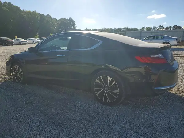 1HGCT1B8XHA008806 — 2017 Honda Accord, фото 2 с аукциона Copart, Передняя часть