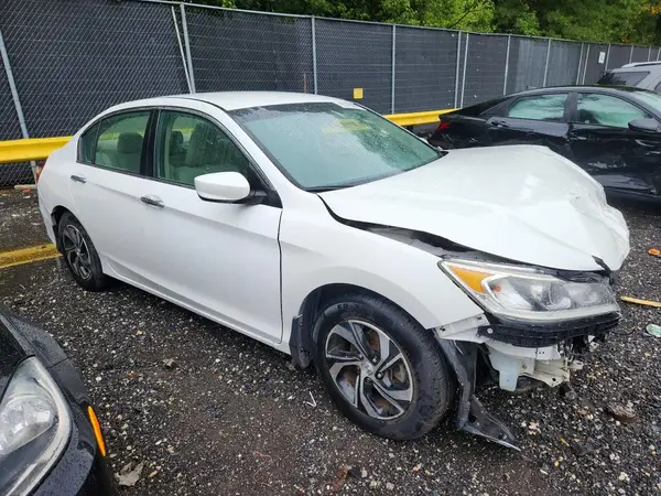 1HGCR2F37HA067279 — 2017 Honda Accord, фото 4 с аукциона Copart, Передняя часть