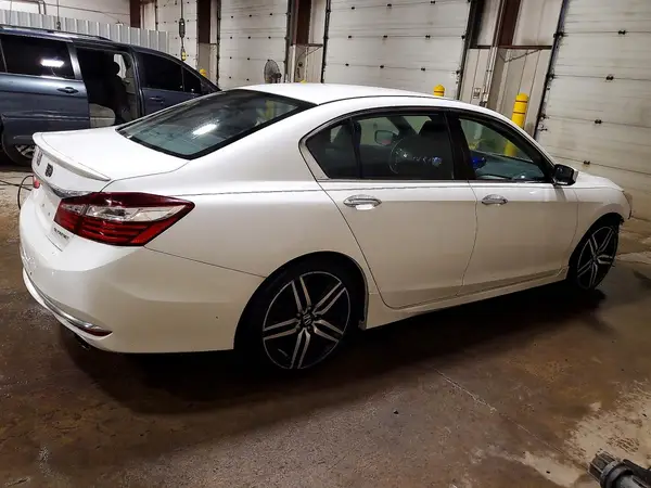 1HGCR2F54HA162853 — 2017 Honda Accord, фото 3 с аукциона Copart, Передняя часть