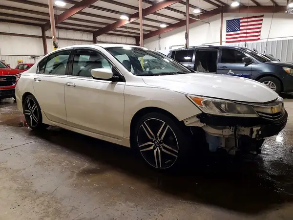 1HGCR2F54HA162853 — 2017 Honda Accord, фото 4 с аукциона Copart, Передняя часть