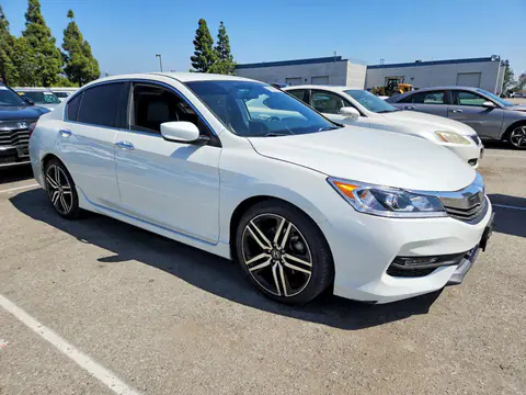 2017 Honda Accord VIN 1HGCR2F52HA269352 фото 4