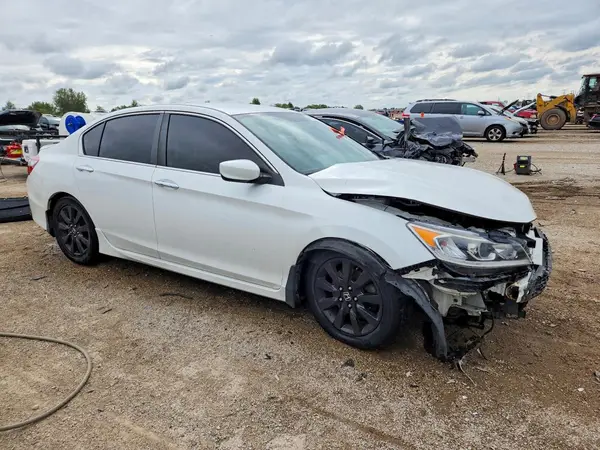 1HGCR2F54HA301735 — 2017 Honda Accord, фото 4 с аукциона Copart, Передняя часть