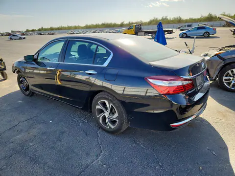 2017 Honda Accord VIN 1HGCR2F30HA053692 фото 2