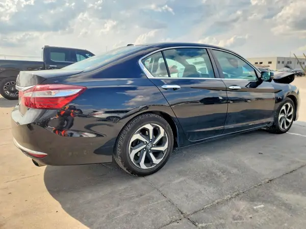 1HGCR2F75HA299866 — 2017 Honda Accord, фото 3 с аукциона Copart, Передняя часть