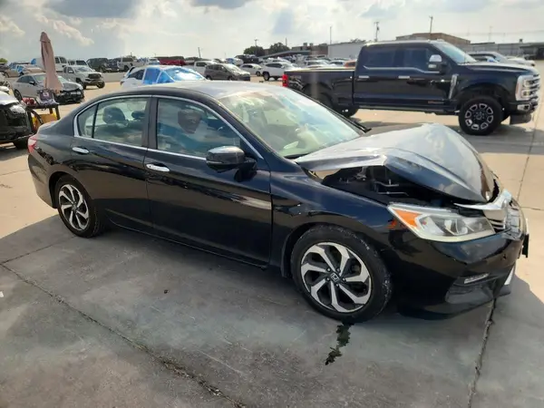1HGCR2F75HA299866 — 2017 Honda Accord, фото 4 с аукциона Copart, Передняя часть