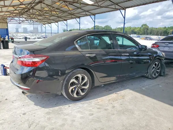1HGCR2F84HA026782 — 2017 Honda Accord, фото 3 с аукциона Copart, Передняя часть