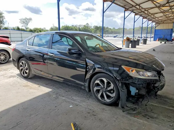1HGCR2F84HA026782 — 2017 Honda Accord, фото 4 с аукциона Copart, Передняя часть