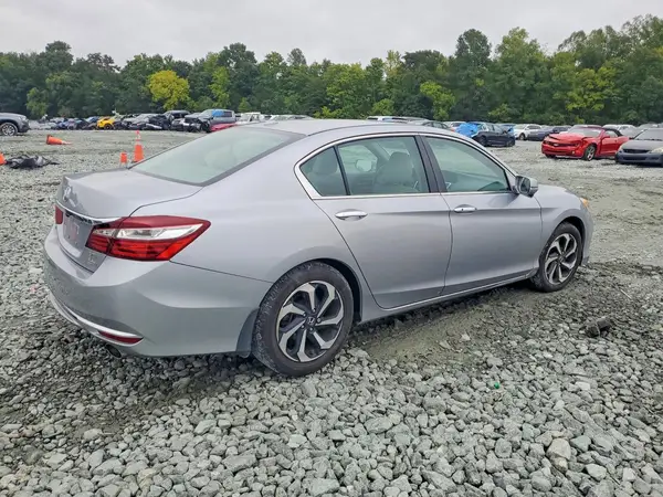 1HGCR3F00HA004360 — 2017 Honda Accord, фото 3 с аукциона Copart, Боковая часть
