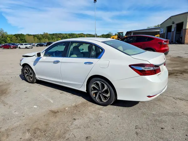 1HGCR2F80HA043515 — 2017 Honda Accord, фото 2 с аукциона Copart, Передняя часть