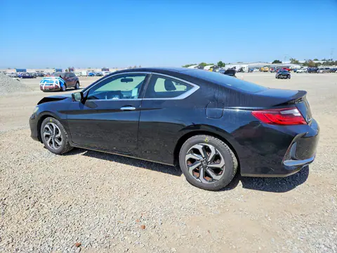 2017 Honda Accord VIN 1HGCT1B35HA006658 фото 2