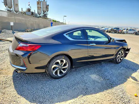 2017 Honda Accord VIN 1HGCT1B35HA006658 фото 3