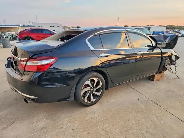 2017 HONDA ACCORD VIN 1HGCR2F98HA027202 фото 3