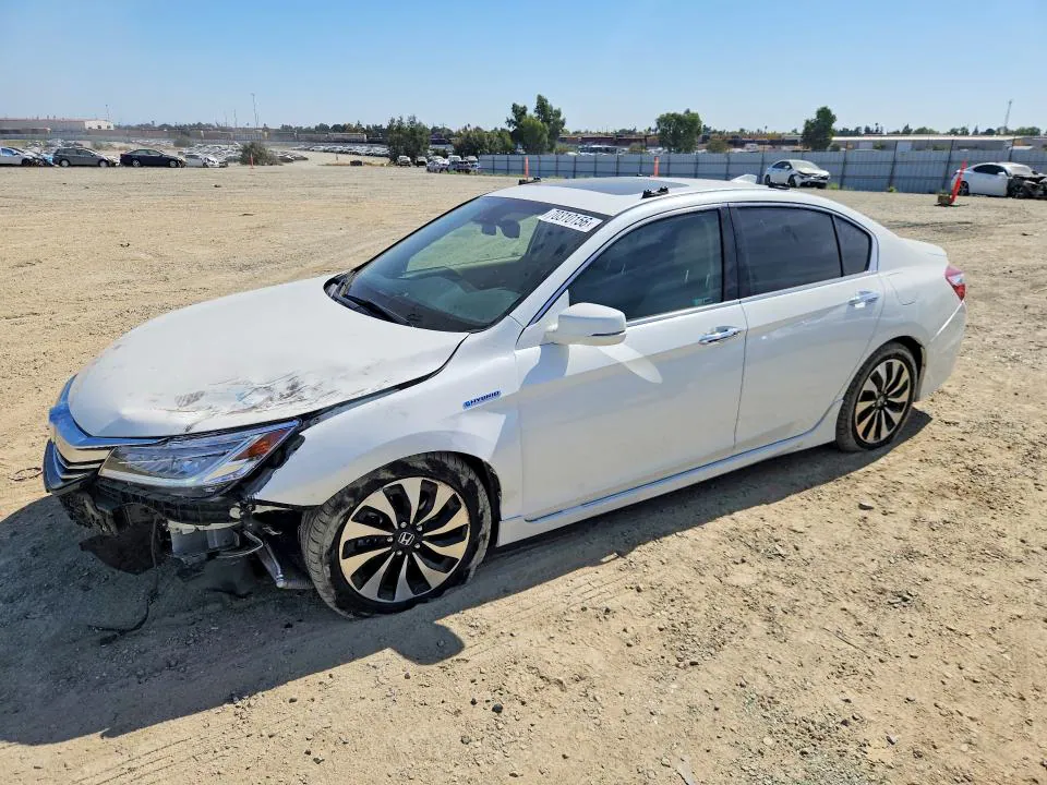 2017 Honda Accord VIN JHMCR6F71HC001158 фото 1