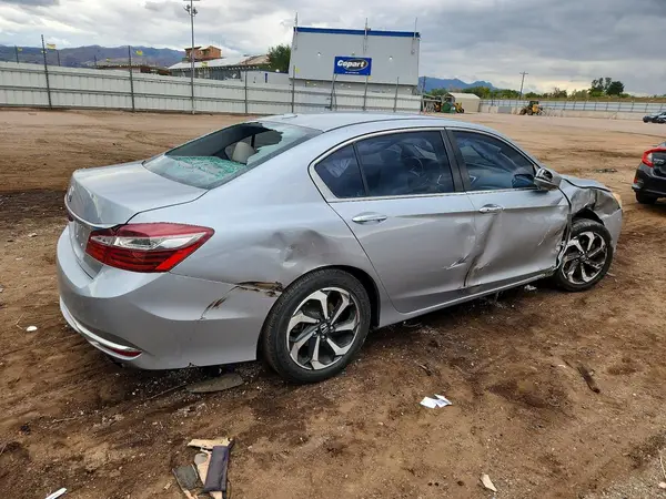 1HGCR2F84HA084570 — 2017 Honda Accord, фото 3 с аукциона Copart, Задняя часть