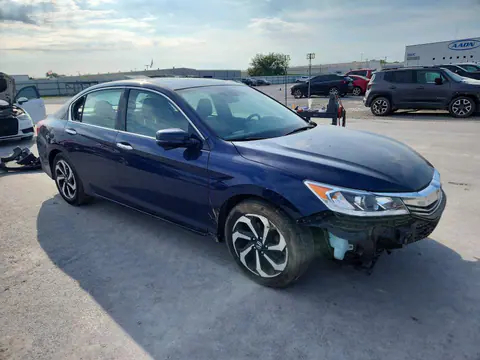 2017 Honda Accord VIN 1HGCR3F02HA023606 фото 4