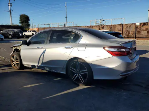 2017 Honda Accord VIN 1HGCR2F52HA032814 фото 2