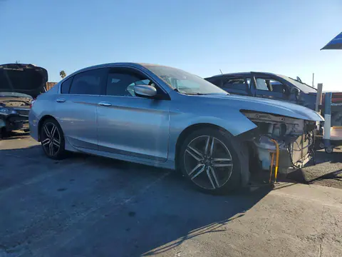 2017 Honda Accord VIN 1HGCR2F52HA032814 фото 4