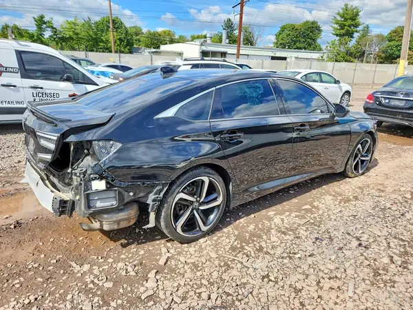 1HGCV2F32JA011459 — 2018 Honda Accord, фото 3 с аукциона Copart, Задняя часть