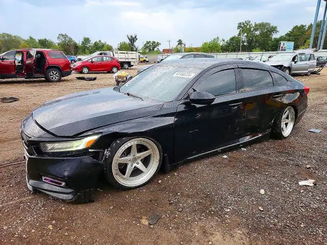 1HGCV2F60JA042817 — 2018 Honda Accord, Боковая часть (Side), фото до ремонта