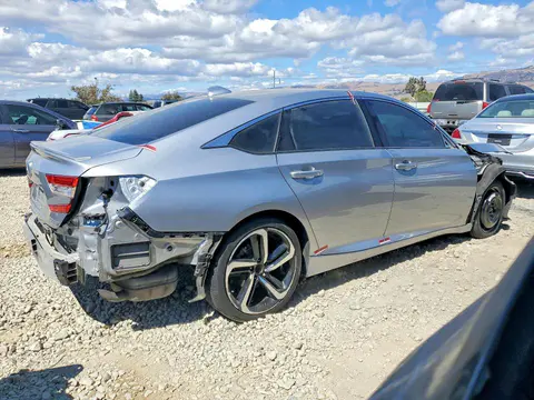 2018 Honda Accord VIN 1HGCV1F36JA164310 фото 3