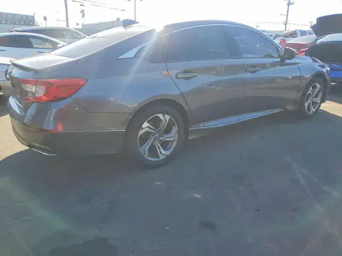 1HGCV1F51JA047669 — 2018 Honda Accord, фото 3 с аукциона Copart 30.09.2026, Мелкие вмятины и царапины