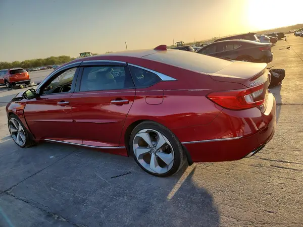 1HGCV1F98JA139574 — 2018 Honda Accord, фото 2 с аукциона Copart, Передняя часть