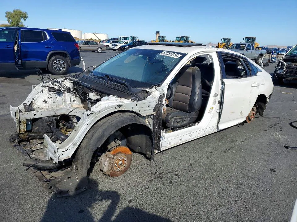 2018 Honda Accord VIN 1HGCV2F3XJA009569 фото 1