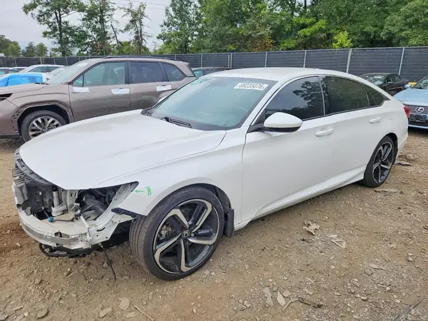1HGCV1F3XJA183572 — 2018 Honda Accord, Передняя часть (Front End), фото до ремонта