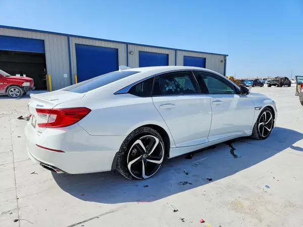 1HGCV1F32JA092540 — 2018 Honda Accord, фото 3 с аукциона Copart, Боковая часть
