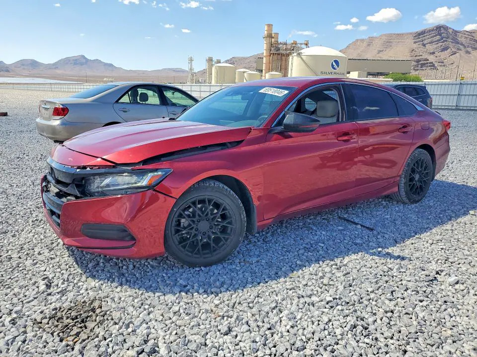 2018 Honda Accord VIN 1HGCV1F11JA266631 фото 1