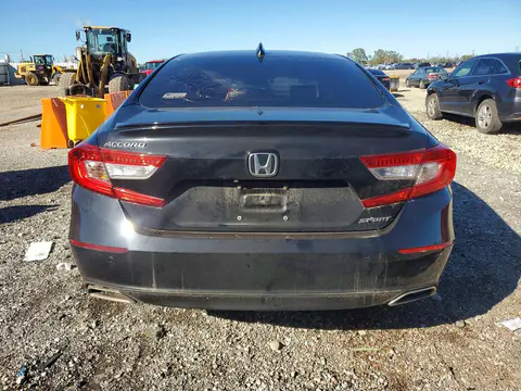 2018 Honda Accord Sport VIN 1HGCV1F30JA133246 фото 6