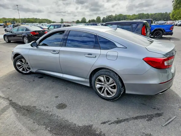 1HGCV1F1XJA177110 — 2018 Honda Accord, фото 2 с аукциона Copart, Боковая часть