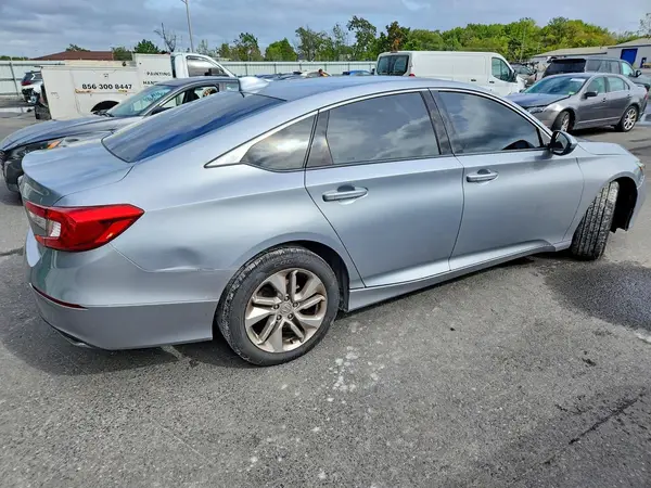 1HGCV1F1XJA177110 — 2018 Honda Accord, фото 3 с аукциона Copart, Боковая часть