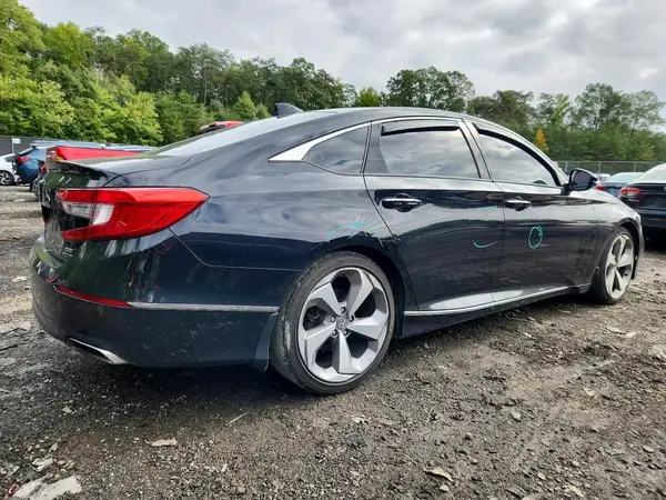 1HGCV2F95JA042130 — 2018 Honda Accord, фото 3 с аукциона Copart 02.10.2026, Мелкие вмятины и царапины