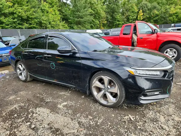 1HGCV2F95JA042130 — 2018 Honda Accord, фото 4 с аукциона Copart 02.10.2026, Мелкие вмятины и царапины