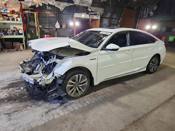 1HGCV3F51JA015462 — 2018 Honda Accord, Передняя часть (Front End), фото до ремонта