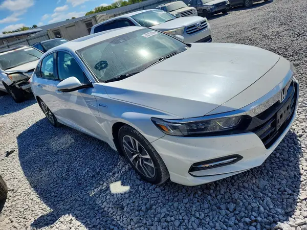 1HGCV3F59JA008355 — 2018 Honda Accord, фото 4 с аукциона Copart 13.10.2026, Механические повреждения