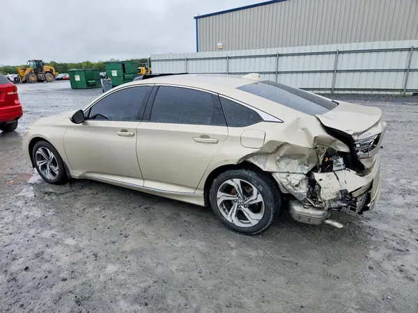 1HGCV1F50JA042608 — 2018 Honda Accord, фото 2 с аукциона Copart, Задняя часть