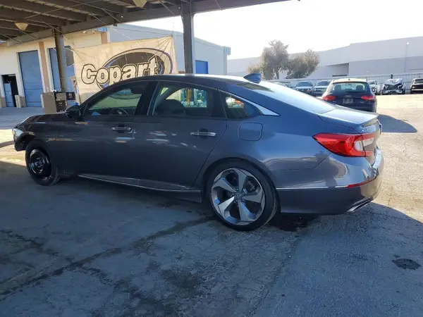 1HGCV1F93JA146786 — 2018 Honda Accord, фото 2 с аукциона Copart, Передняя часть