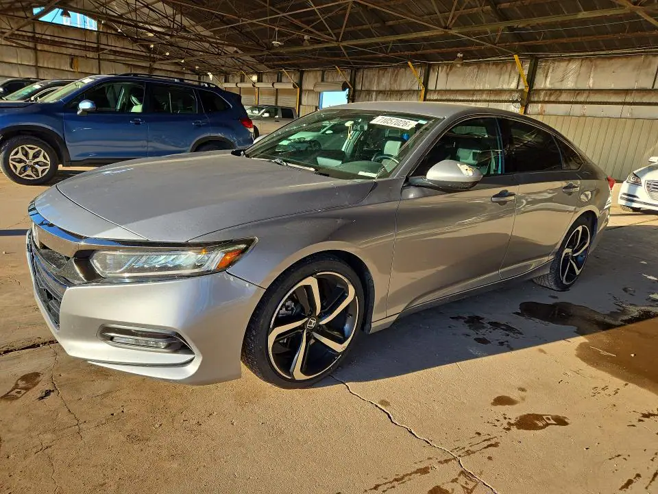1HGCV1F39JA222510 Honda Accord 2018 — повреждение Град, фото до ремонта