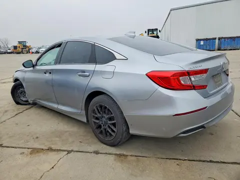 2018 Honda Accord VIN 1HGCV1F10JA095886 фото 2