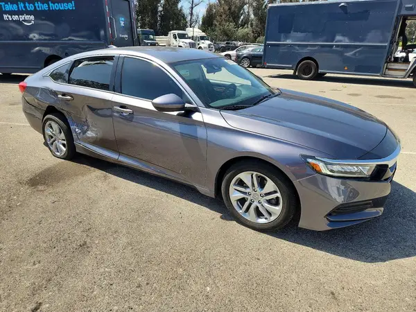 1HGCV1F18KA172053 — 2019 Honda Accord, фото 4 с аукциона Copart, Боковая часть