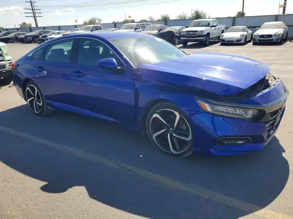 1HGCV1F33KA078535 — 2019 Honda Accord, фото 4 с аукциона Copart, Передняя часть